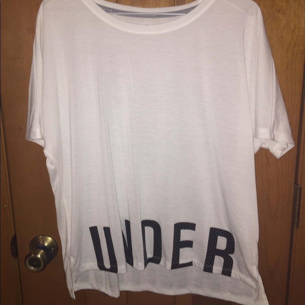 BRAND NEW under armour shirt